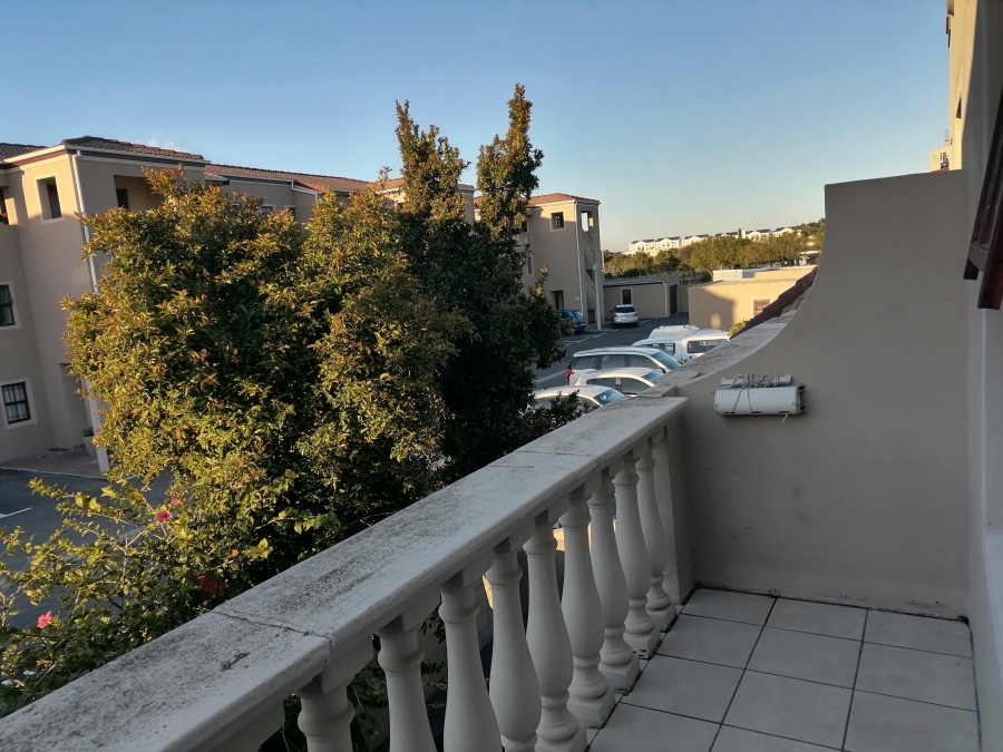 To Let 2 Bedroom Property for Rent in Parklands North Western Cape